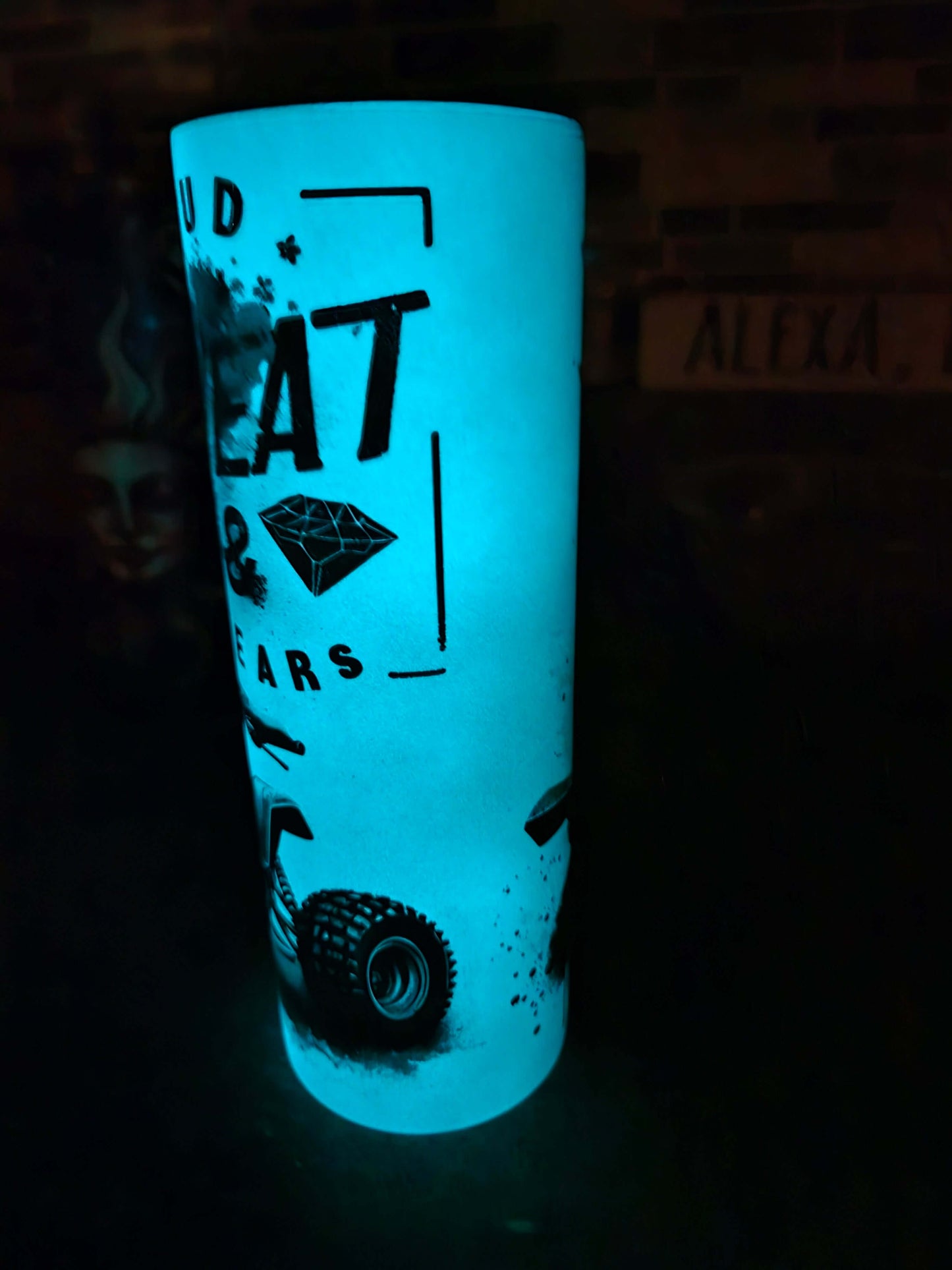 Illuminate Your Hydration: The Benefits of Glow in the Dark 20oz Tumbler Cups