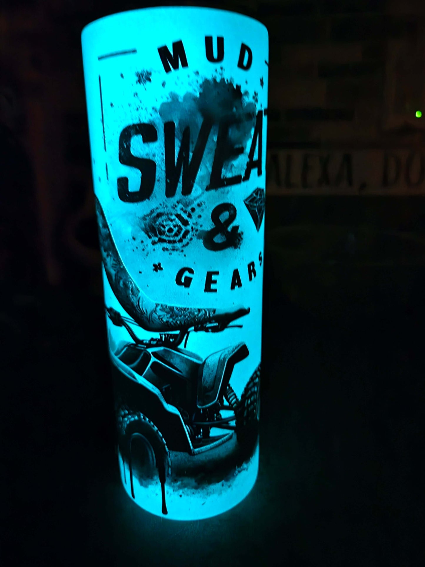 Illuminate Your Hydration: The Benefits of Glow in the Dark 20oz Tumbler Cups
